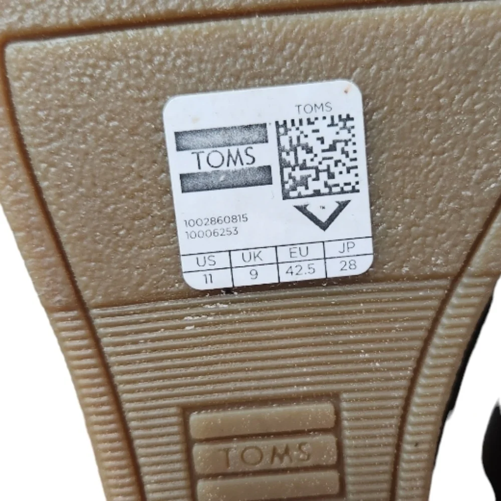 Toms Women's Desert Wedge Gray Metallic Bootie / Ankle Boot, size 11 NEW - Picture 11 of 12
